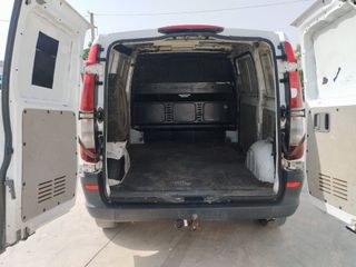 Furgoneta Mercedes vito 