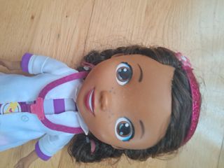 Muñeca  Doctora Juguetes