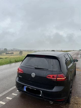 Volkswagen Golf VII