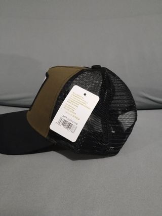 Gorra Trucker Caballo Verde