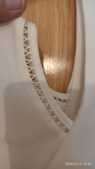 Vestido blanco delicado nuevo