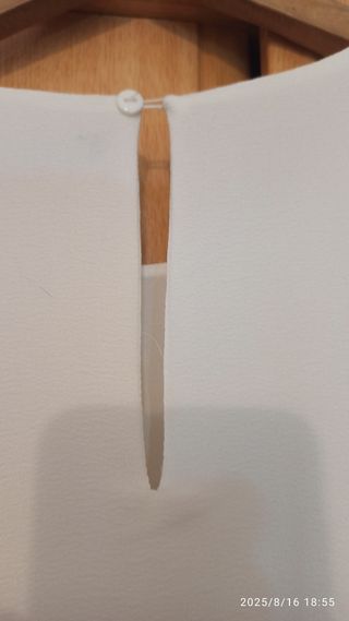 Vestido blanco delicado nuevo