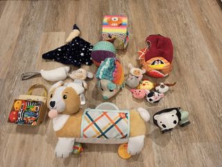 Lote de juguetes bebé