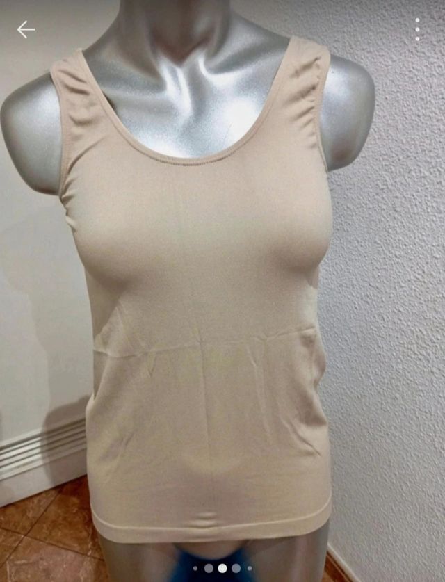 Camiseta tirantes beige