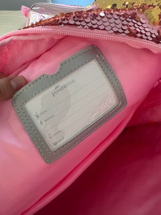 Mochila y lonchera infantil rosa brillante