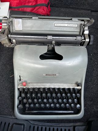 Máquina escribir Olivetti Lexicon 80