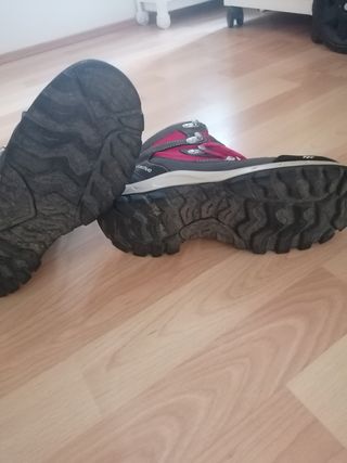 Bota trekking Quechua niña