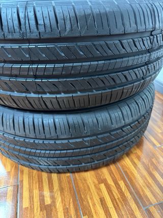 Neumáticos 225/60R16 nuevos