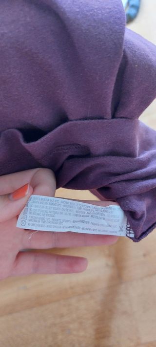 Camiseta Massimo Dutti motivos bordados