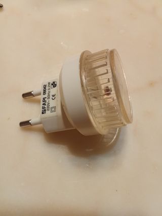 3 Luci Notturne Bianche in Plastica da 220v 