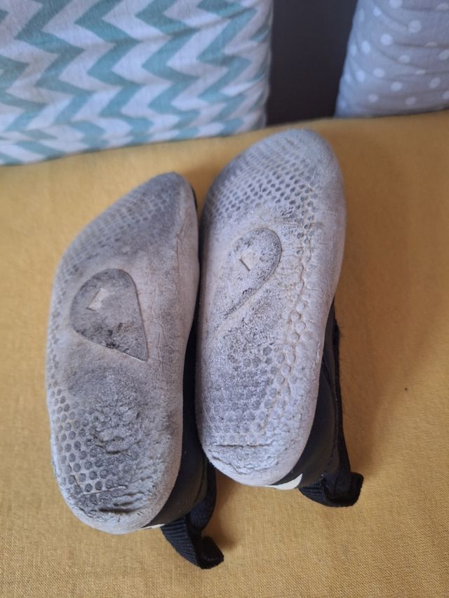 Zapatillas Bobux bebé talla 20