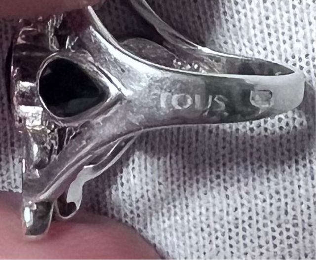 Anillo Tous plata & ónix negro