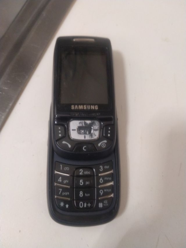 Vecchio cellulare Samsung nero