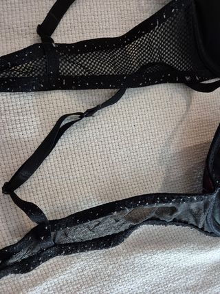 Coppia Reggiseni Tezenis nero/rosso.
Oggi Ribasso.