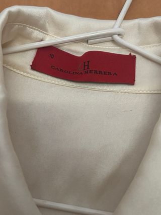 Camisa Carolina Herrera seda blanca
