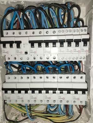 Electricista fontanero reparación de averías 