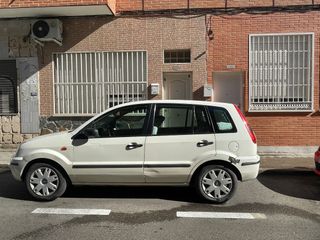 Ford Fusion 2003