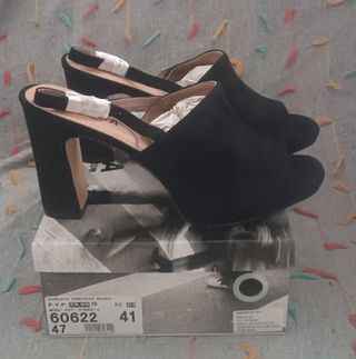 Sandalias beige tacón alto 41
