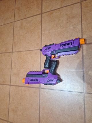 2 Pistolas Nerf Fortnite