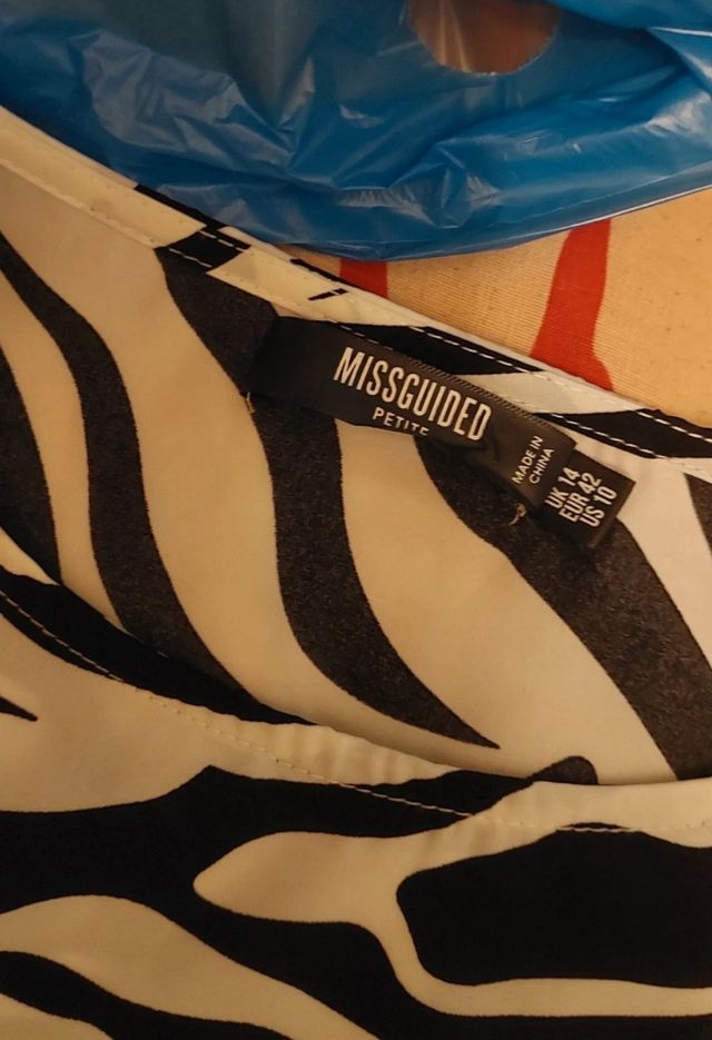Top cebra Missguided - Manga larga