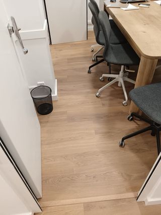 Instalación suelo laminado. 