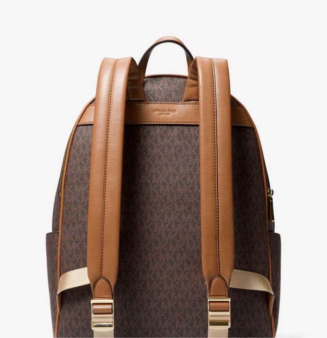 Mochila Michael Kors logo Marrón