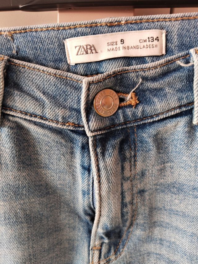Vaqueros campana niña Zara .Talla 9