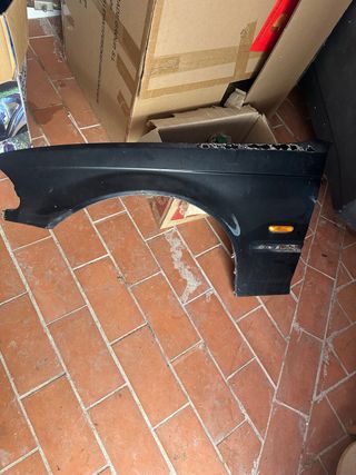 Aleta BMW E46 - Negra