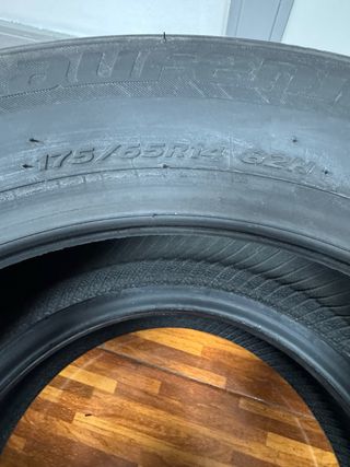 Neumáticos 175/65R14 nuevos 2 un.