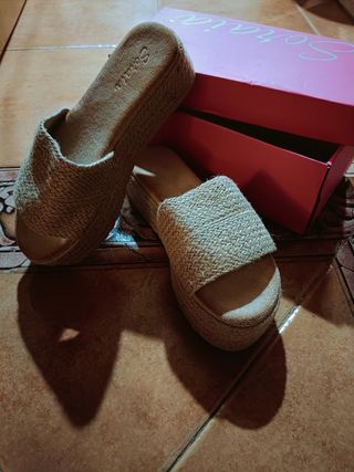 Sandalias plataforma Sparka beige