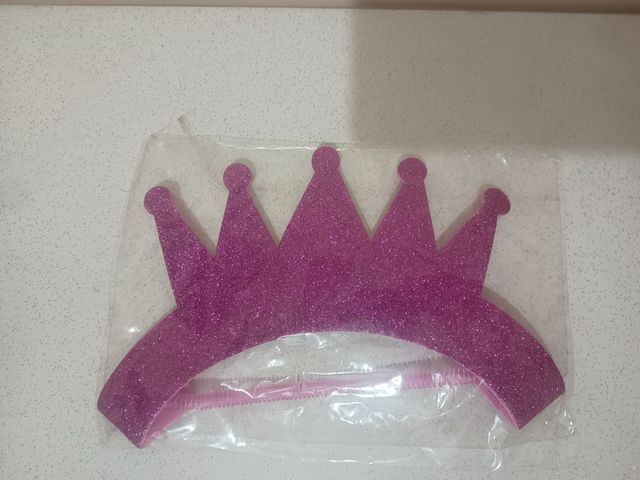 Torta finta make up party + corona