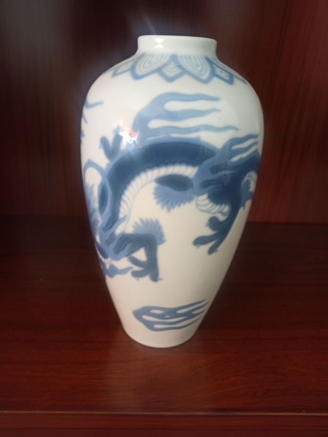 Jarrón Lladró porcelana azul y blanco