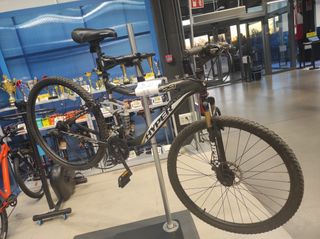 LEER: Bicicleta Giant 27'5"de montaña y Hyper 29".