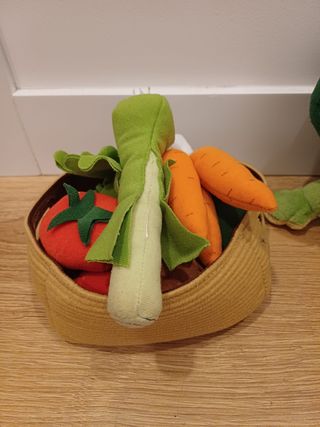 Peluches Verduras: Brócoli & Cesta de Ikea