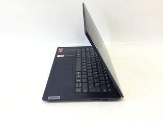 pc portatil lenovo 82kt