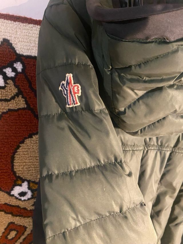 Giacca Moncler verde oliva