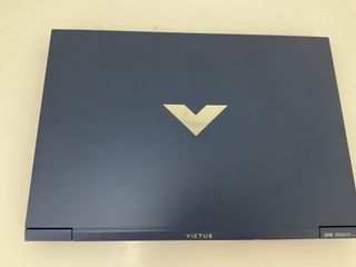 pc portatil hp 16-e0090ns