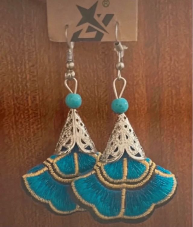 Orecchini etnici turchese