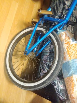Bicicleta BMX 