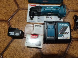 Makita DTM40Z Multi-Tool