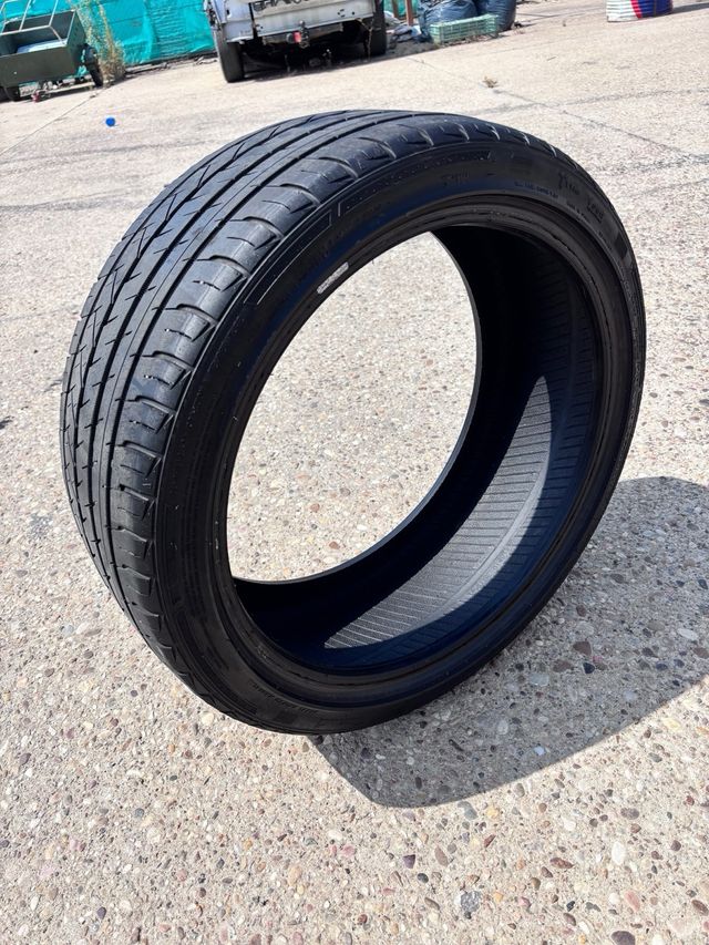 Neumático Lavingator 205/40/R17 84W XL