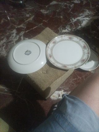 Platos antiguos decorativos