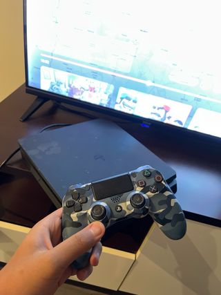 PS4 (PlayStation 4) - Consola
