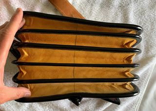 Borsa vera pelle vintage fatta artigianalmente.