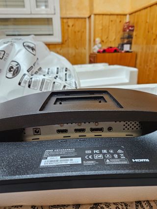 Monitor MSI G24C6 FHD Curvo