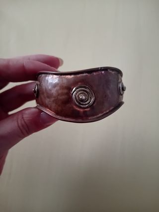 Bracciale rigido in rame anni 70