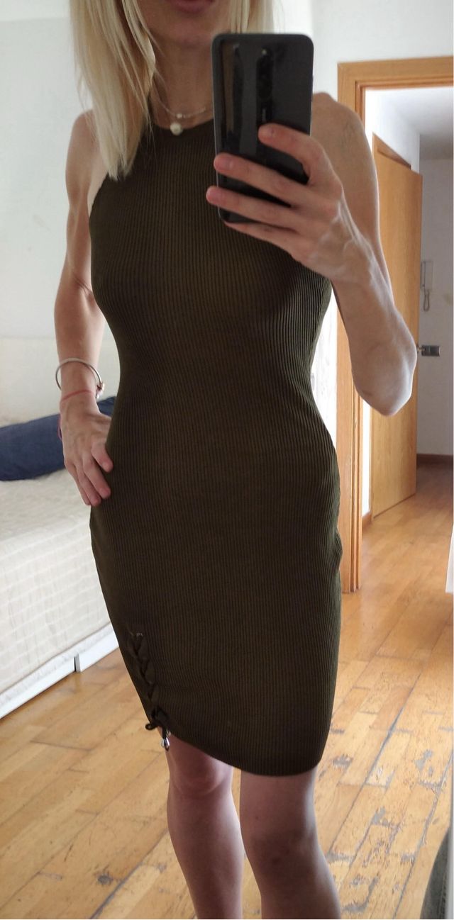 Vestido Guess verde oliva talla S
