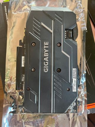 Gráfica Gigabyte GeForce NVIDIA