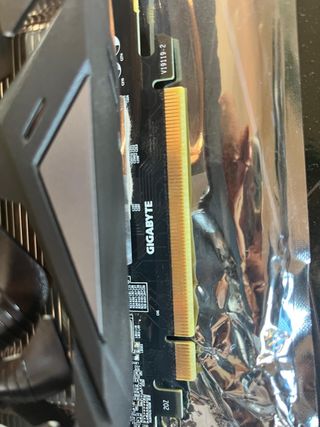 Gráfica Gigabyte GeForce NVIDIA