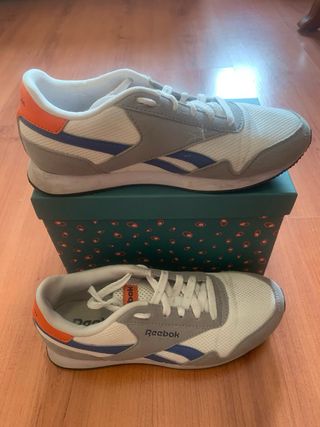 Zapatillas Reebok Classic - talla 37,5